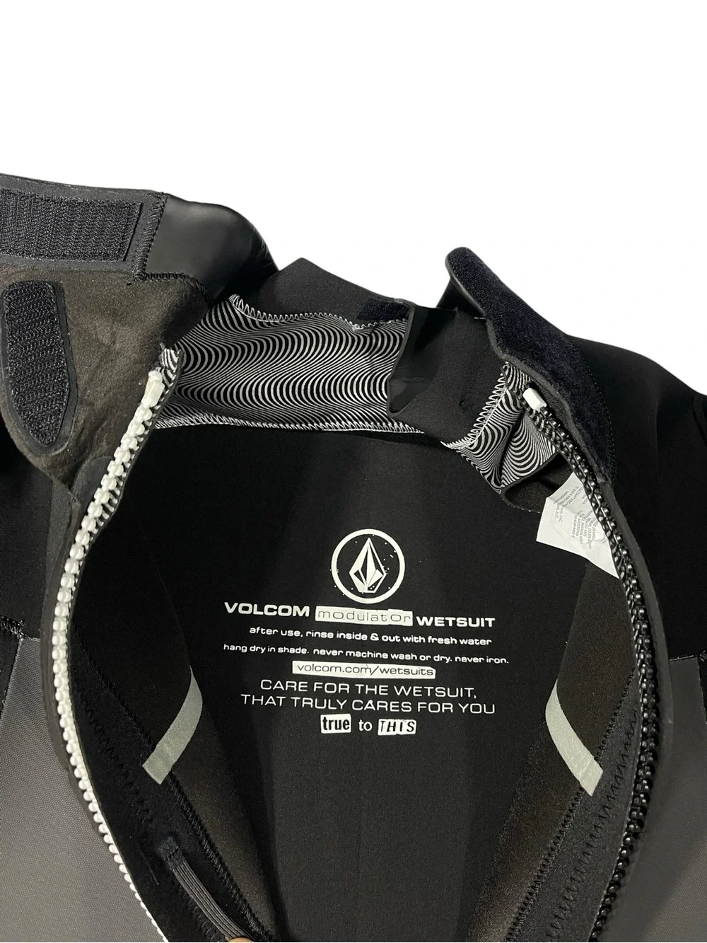 Volcom Men's 4/3MM Modulator Chest Zip Full Wetsuit Black Long Sleeve Size Large